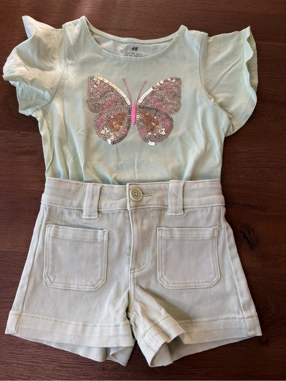 H&M Mint Tee and Cream Shorts Set with Sequin Butterfly